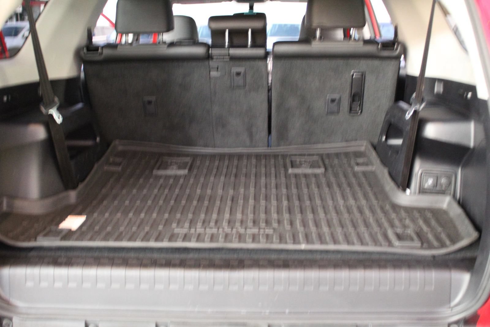 Used 2017 Toyota 4Runner SR5 Premium RWD image 32