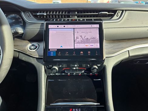 New 2025 Jeep Grand Cherokee Limited image 20