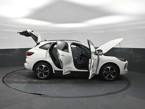 Certified 2025 Ford Escape ST-Line Elite w/ Premium Technology Package AWD/4WD image 66