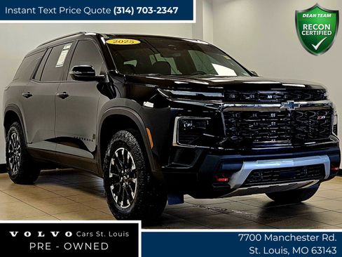 Used 2025 Chevrolet Traverse Z71 w/ Driver Confidence Package image 1