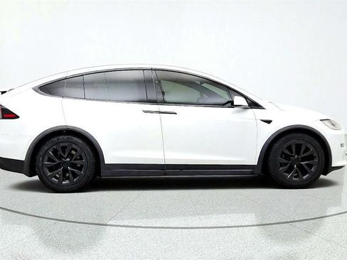 Used 2023 Tesla Model X AWD/4WD image 4