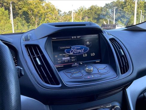 Used 2015 Ford Escape SE w/ Equipment Group 201A FWD image 31