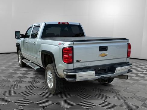 Used 2016 Chevrolet Silverado 2500 LT w/ LT Convenience Package AWD/4WD image 3