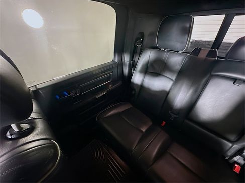 Used 2017 RAM 3500 Laramie Longhorn image 12