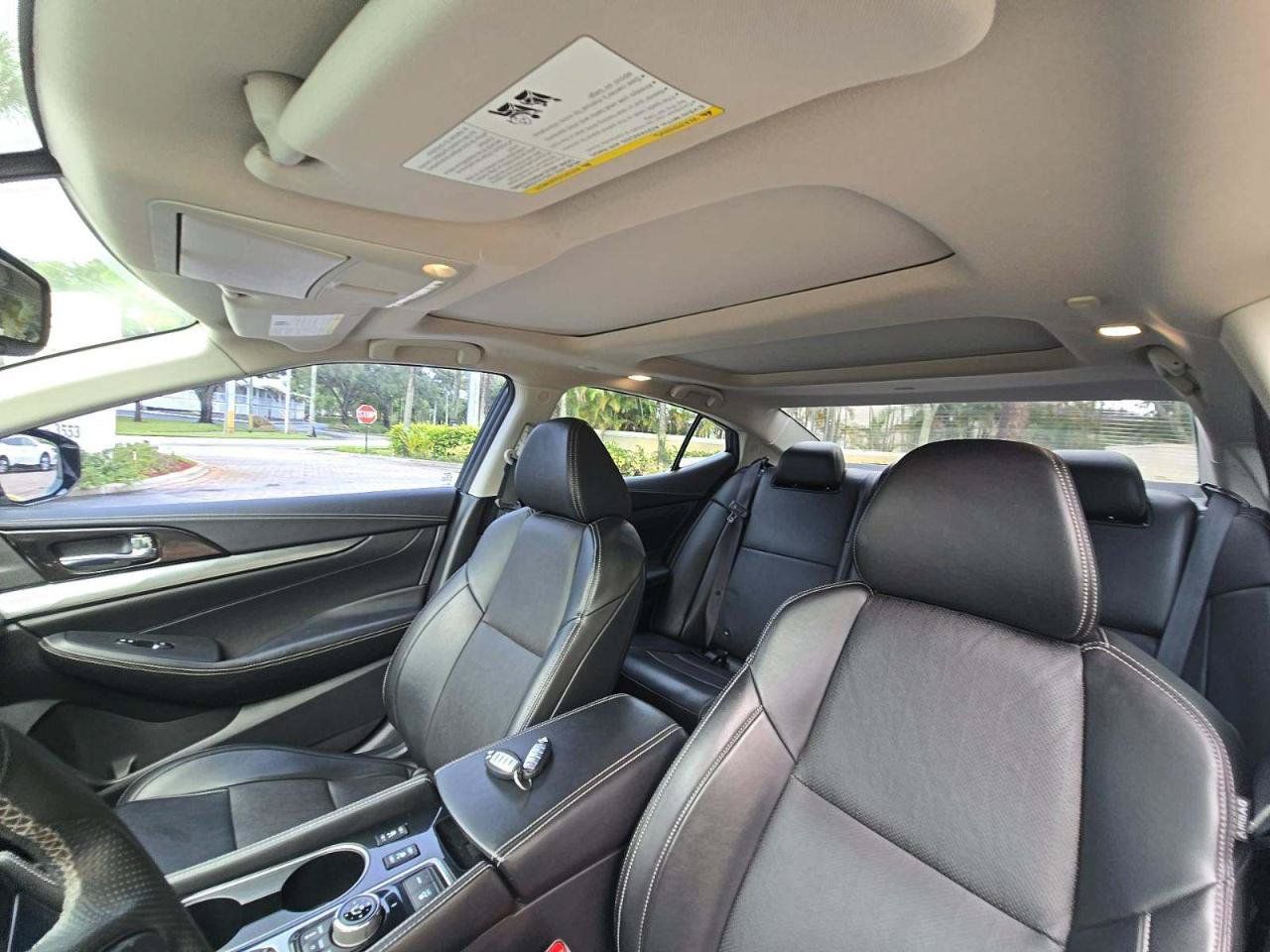 Used 2019 Nissan Maxima 3.5 SL w/ Floor Mat Group FWD image 9