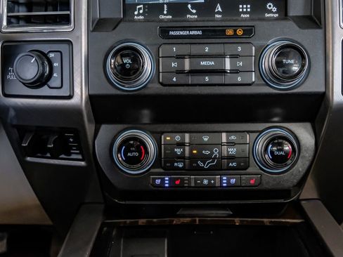 Used 2019 Ford F250 Limited w/ FX4 Off-Road Package image 26