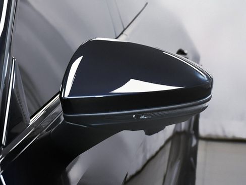 Used 2023 Audi RS 7 Sportback w/ Black Optic Package image 99