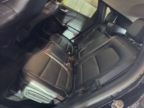 Used 2025 Ford Escape Platinum AWD/4WD image 7