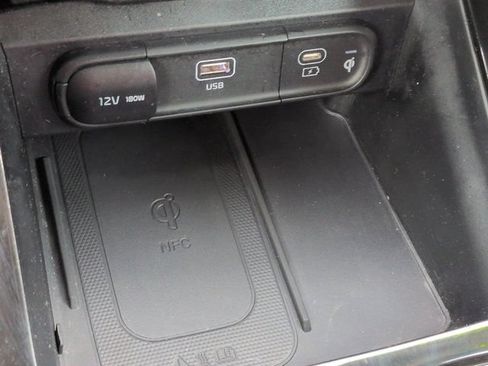Used 2024 Kia Telluride SX w/ Towing Package FWD image 22