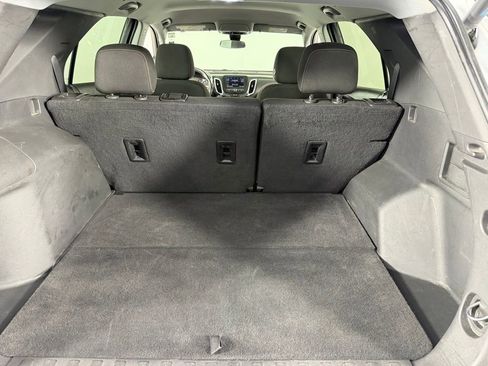 Used 2022 Chevrolet Equinox LT AWD/4WD image 34