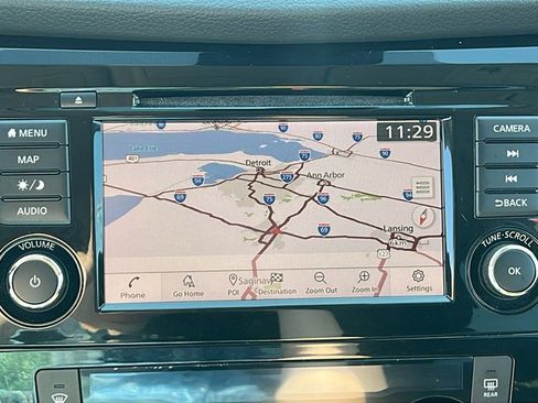 Used 2020 Nissan Rogue SV image 24