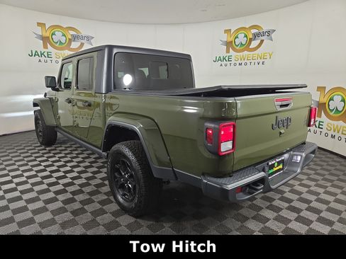 Used 2022 Jeep Gladiator Sport AWD/4WD image 7