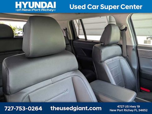 Certified 2024 Hyundai Santa Fe Limited AWD/4WD image 5