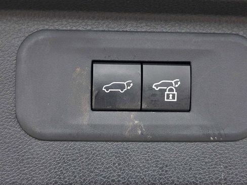 Used 2024 Toyota Grand Highlander Limited image 34