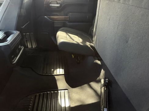 Used 2021 Chevrolet Silverado 1500 RST w/ Convenience Package II RWD image 10