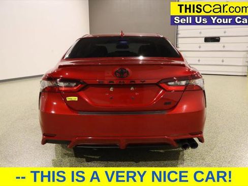 Used 2022 Toyota Camry SE image 6