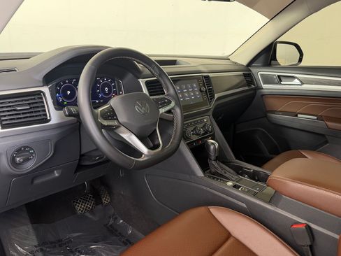 Used 2022 Volkswagen Atlas SE FWD image 4