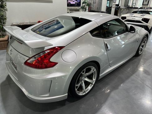 Used 2010 Nissan 370Z NISMO RWD image 28