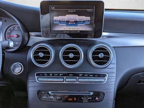 Used 2018 Mercedes-Benz GLC 300 4MATIC Coupe image 11