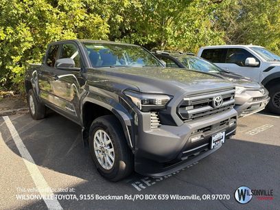 Used 2025 Toyota Tacoma SR5