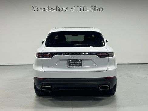 Used 2023 Porsche Cayenne image 4