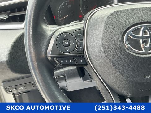 Used 2022 Toyota Corolla SE FWD image 19