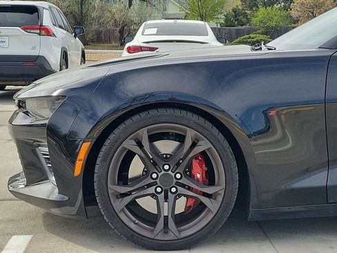 Used 2017 Chevrolet Camaro SS RWD image 38
