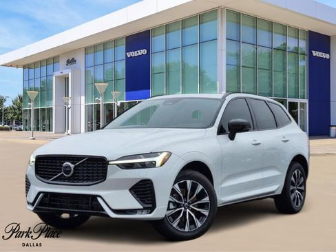 Used 2025 Volvo XC60 B5 Core w/ Climate Package image 1