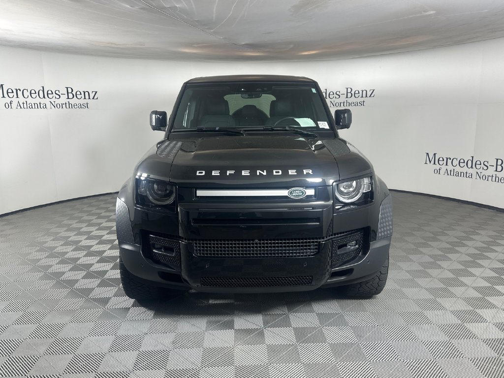 Used 2024 Land Rover Defender 110 SE AWD/4WD image 2
