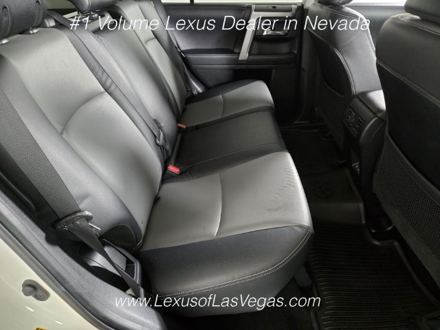 Used 2021 Toyota 4Runner SR5 Premium w/ Moonroof Package AWD/4WD image 21