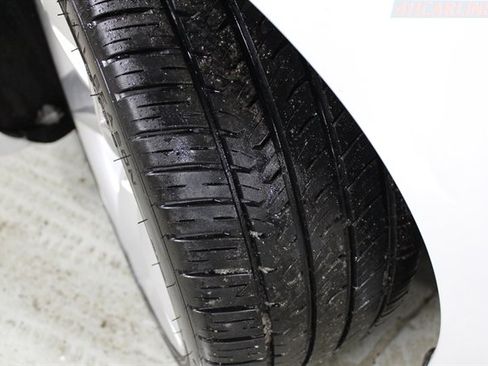 Used 2011 Audi A5 2.0T Premium Plus image 3