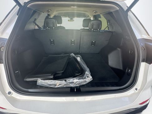 Used 2018 Chevrolet Equinox Premier AWD/4WD image 30