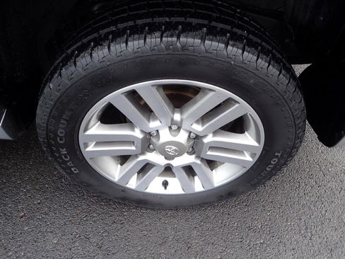 Used 2012 Toyota 4Runner Limited image 28