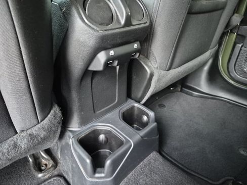Used 2021 Jeep Wrangler Unlimited Sport AWD/4WD image 26