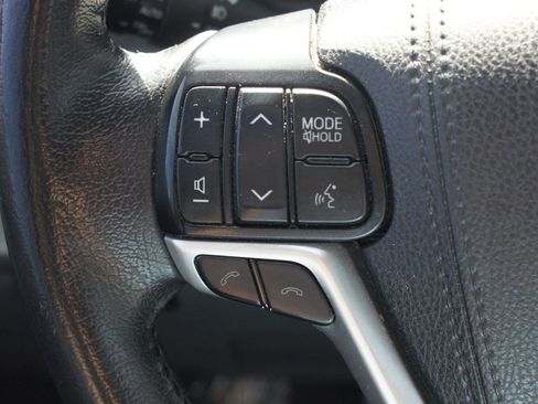 Used 2019 Toyota Sienna XLE FWD image 10