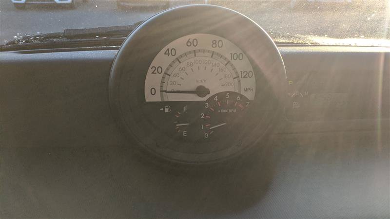 Used 2004 Scion xB FWD image 9