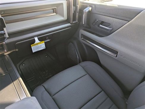 New 2025 GMC Hummer EV 2X image 18