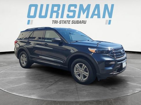 Used 2023 Ford Explorer XLT AWD/4WD image 1