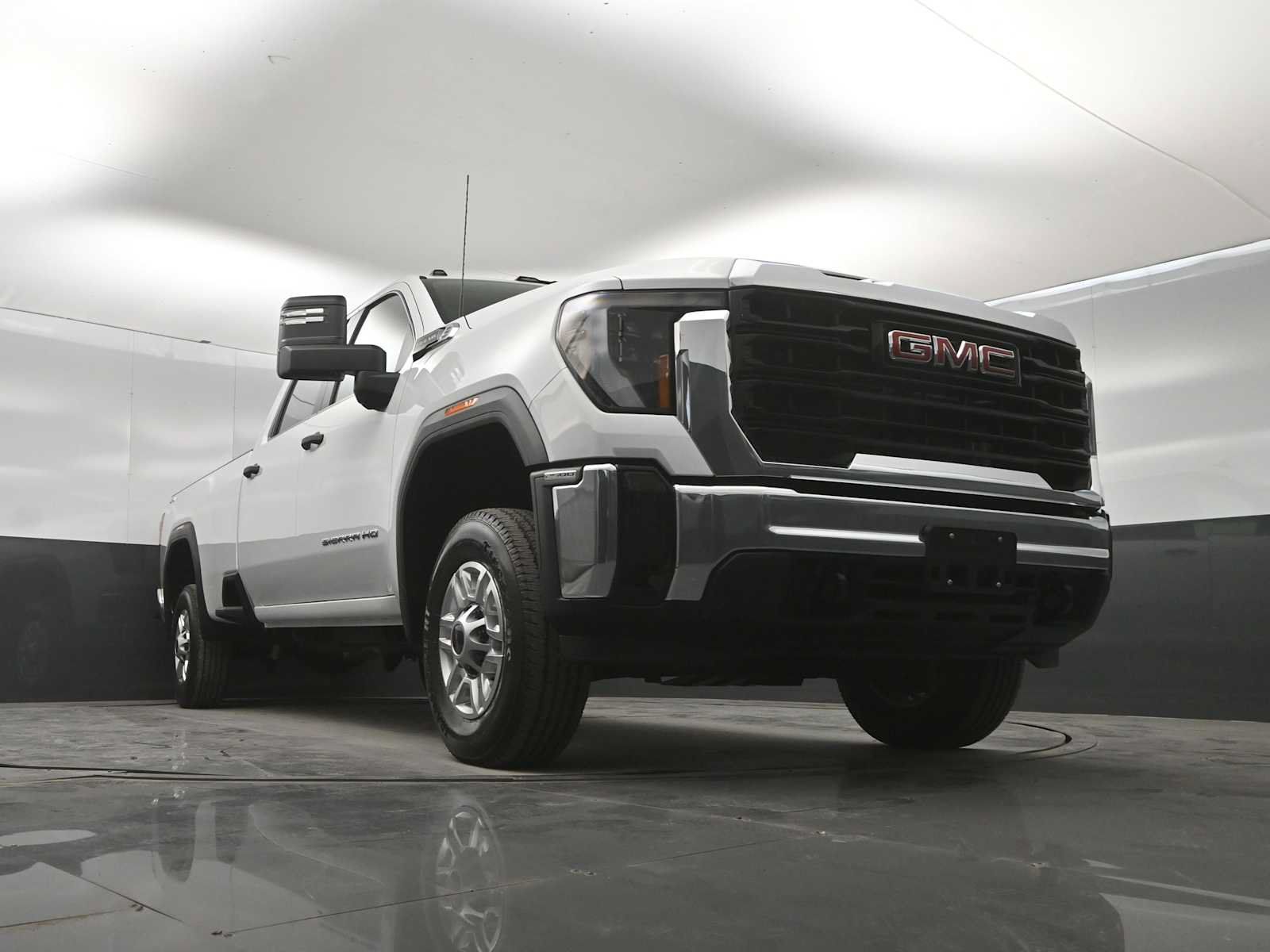 Used 2026 GMC Sierra 2500 Pro w/ Convenience Package AWD/4WD image 32
