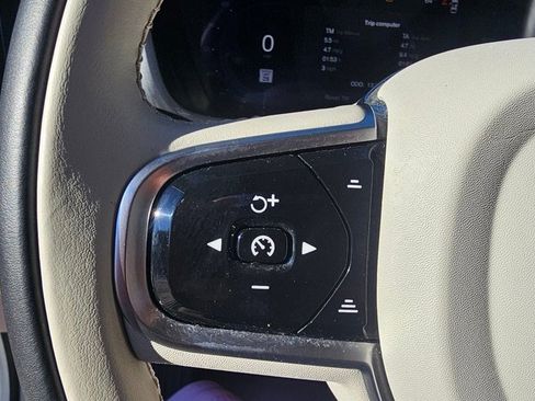 Certified 2025 Volvo XC60 T8 Ultra w/ Protection Package Premier image 23