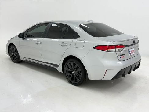 Used 2023 Toyota Corolla SE FWD image 37