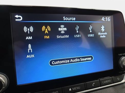Used 2024 Nissan Sentra SV FWD image 21