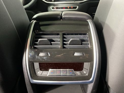 New 2026 BMW X5 M60i image 19