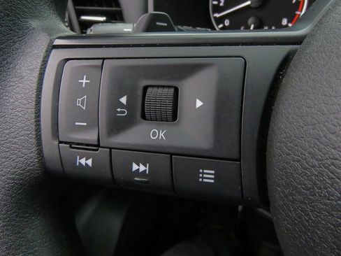 Certified 2023 Nissan Rogue S AWD/4WD image 17