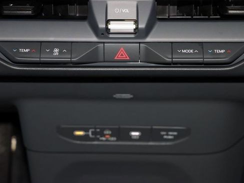 New 2026 Kia EV9 Light image 45