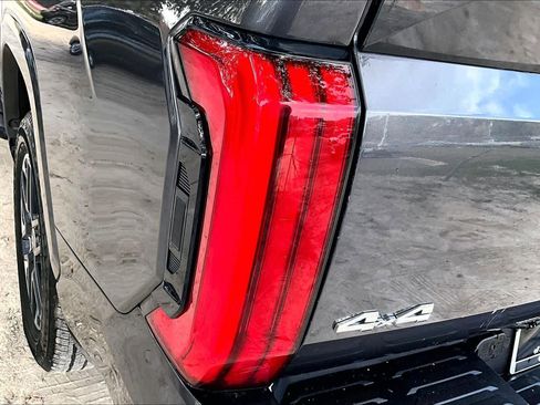 Used 2024 Toyota Tundra Limited image 28