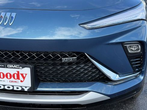 New 2026 Buick Envista Sport Touring FWD image 12