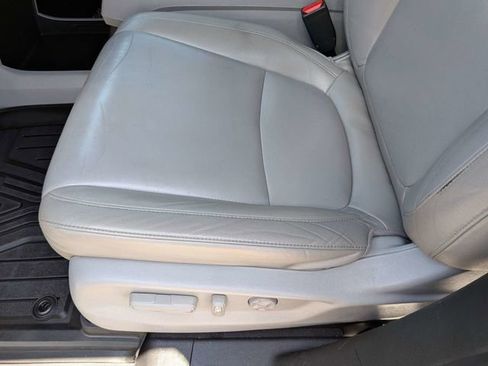 Used 2018 Honda Odyssey Touring image 19