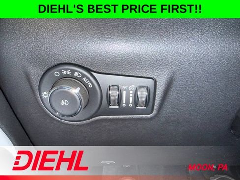New 2026 Jeep Compass Limited w/ Sun, Sound & Navigation Group AWD/4WD image 23