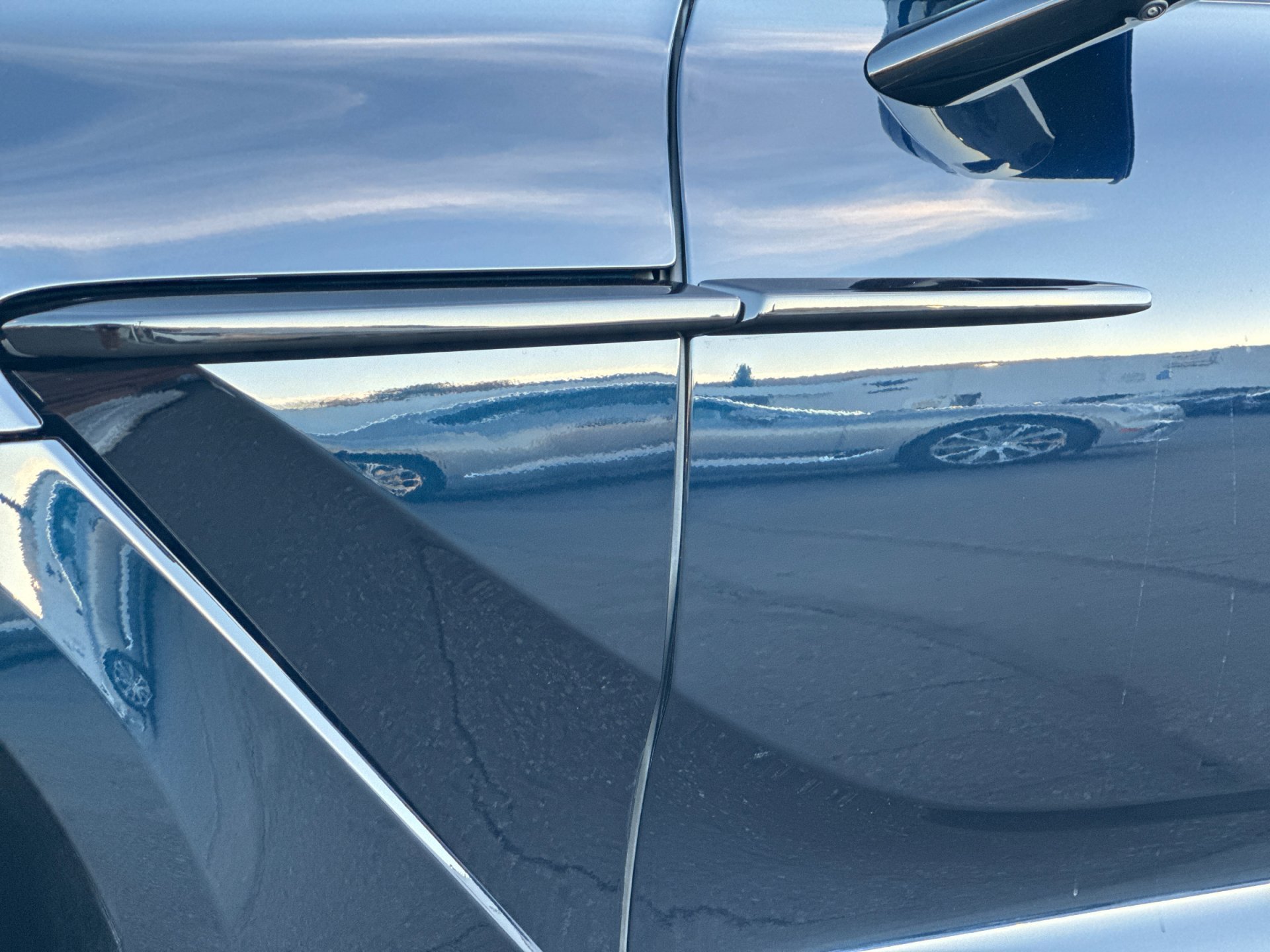 Used 2026 Aston Martin DBX 707 AWD/4WD image 9